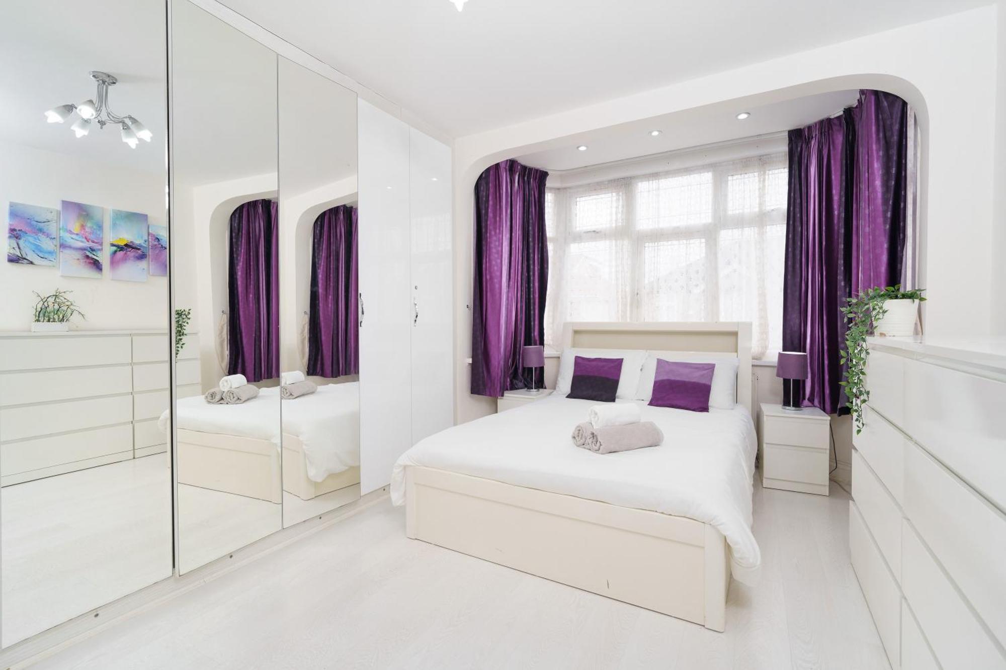 Villa Barking Haven Retreat - Airport - Parking - Train Station Esterno foto